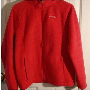 Juniors 16-18 Columbia jacket nwot fits like a women's medium